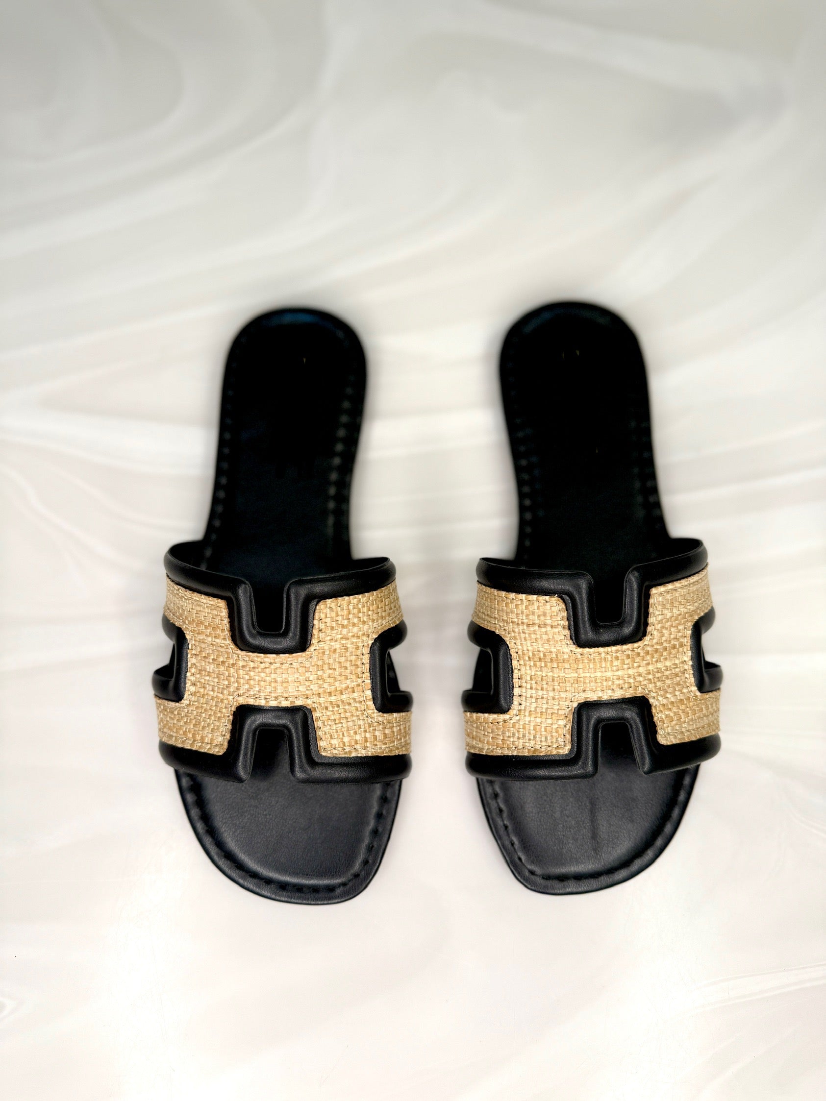 Savannah Raffia H Band Sandal - Black