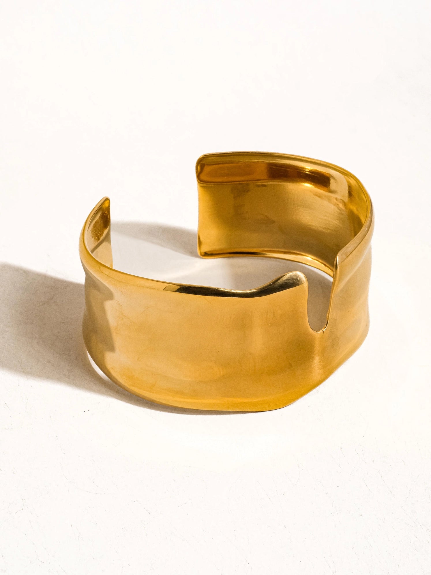 Golden Curve Cuff