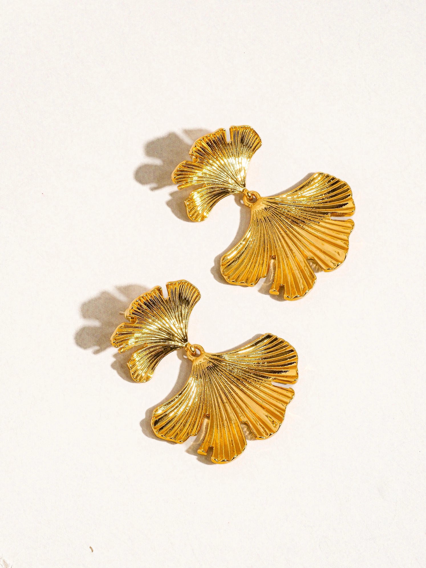 18KP Bloom Bold Earrings