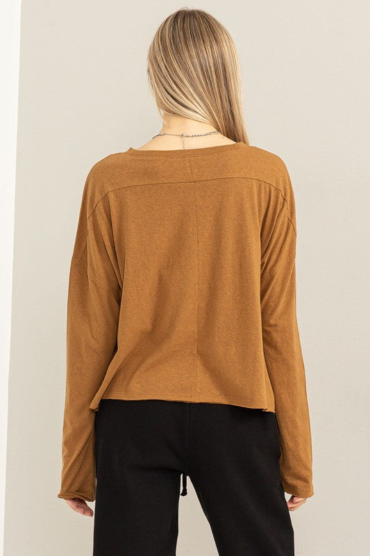 LOUNGING AROUND TOP: BROWN
