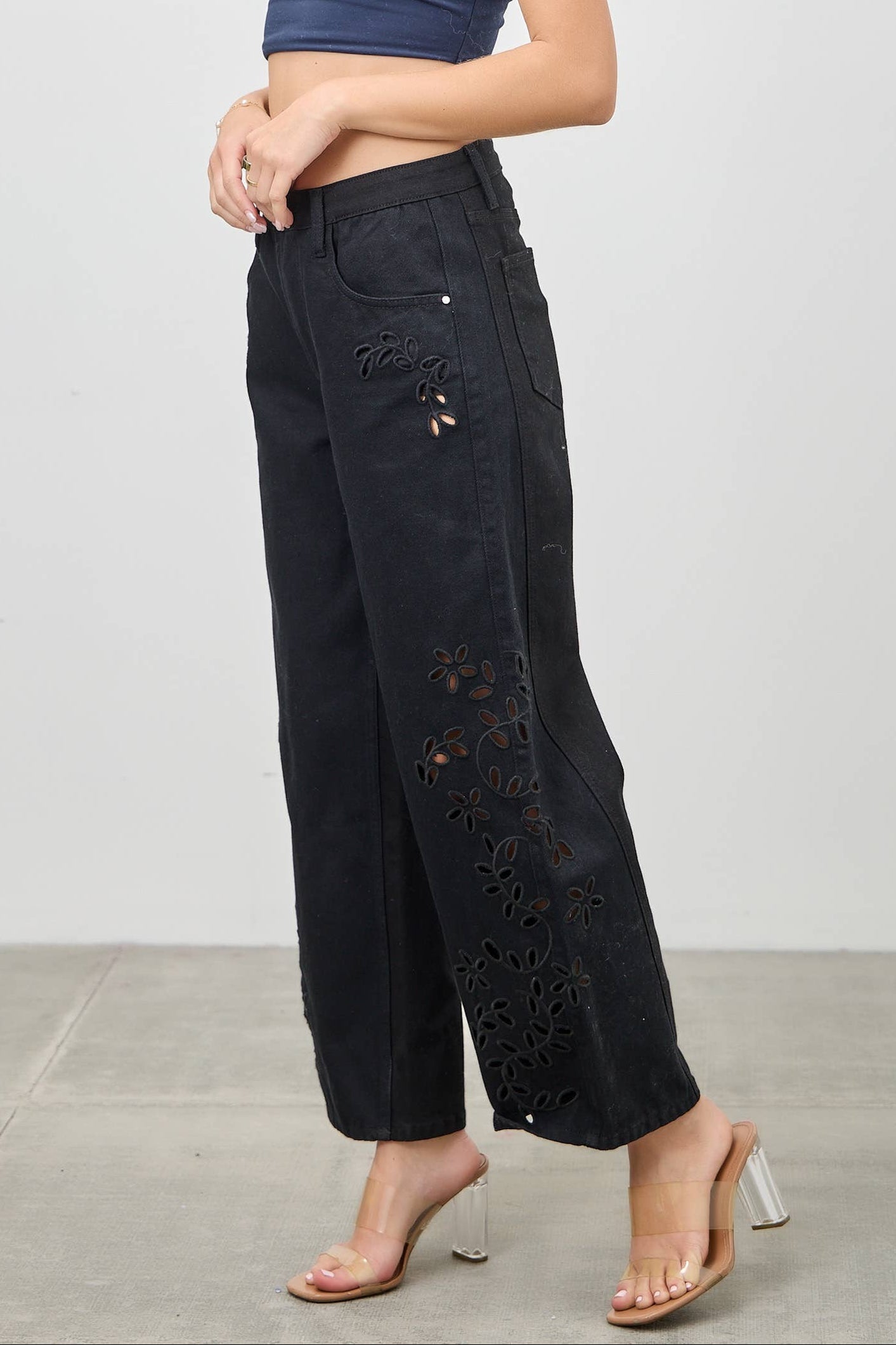The Delaney Barrel Jeans