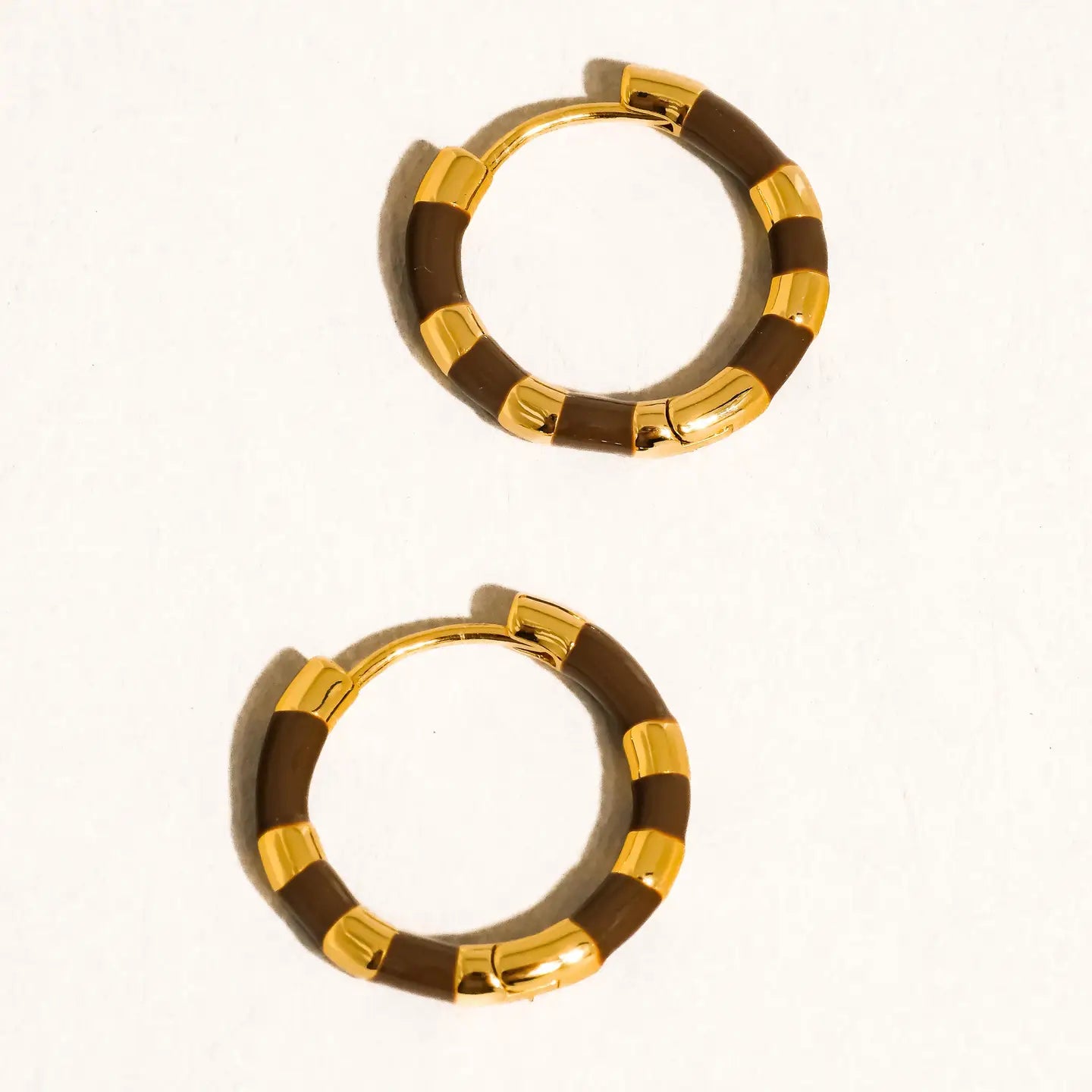 18K Gold Vintage Enamel Hoop Earrings — Gold & Brown