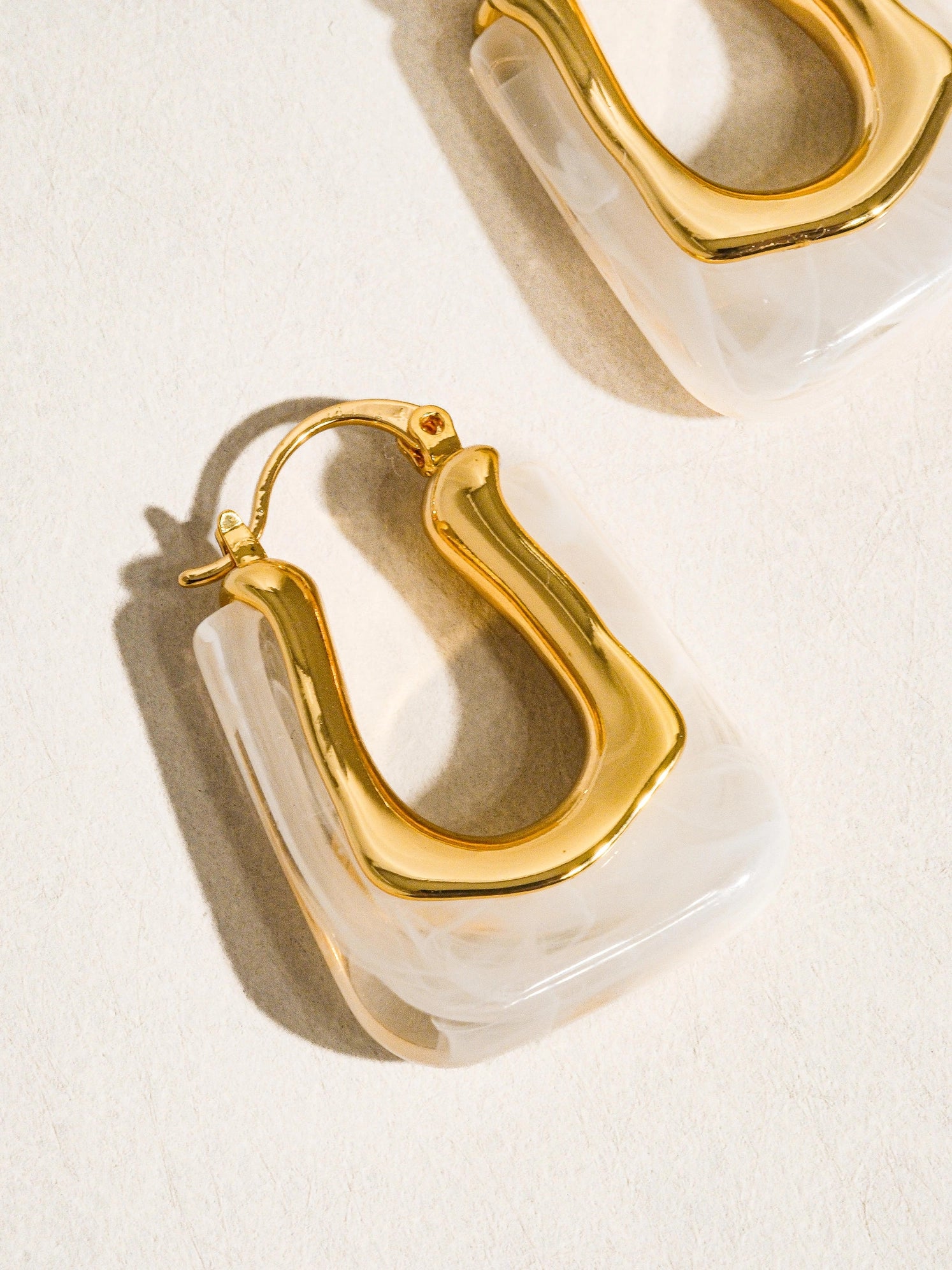 Pearl Swirl Square Hoops