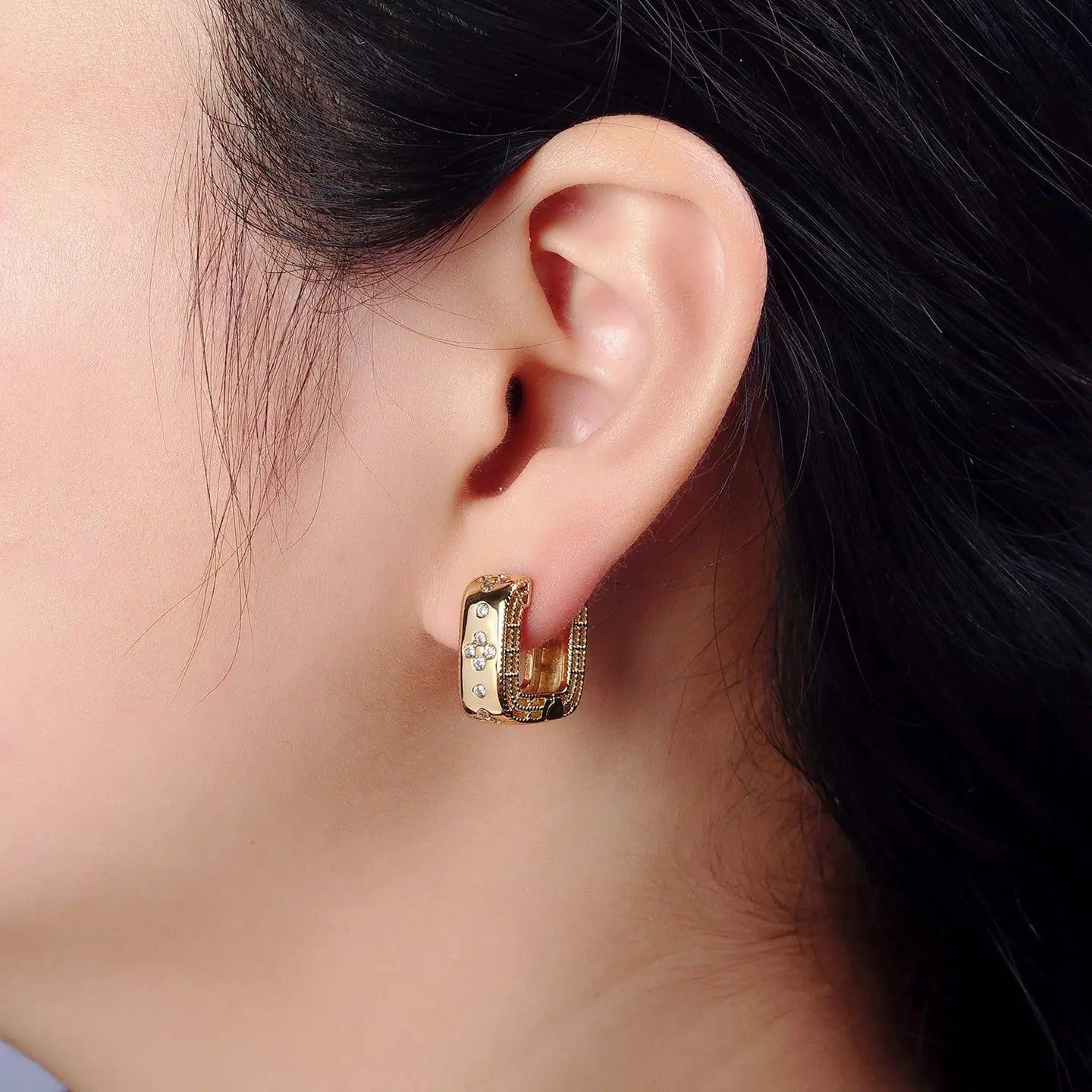 Golden Clover Huggie Hoops
