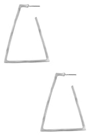 TRIANGLE EARRINGL SILVER